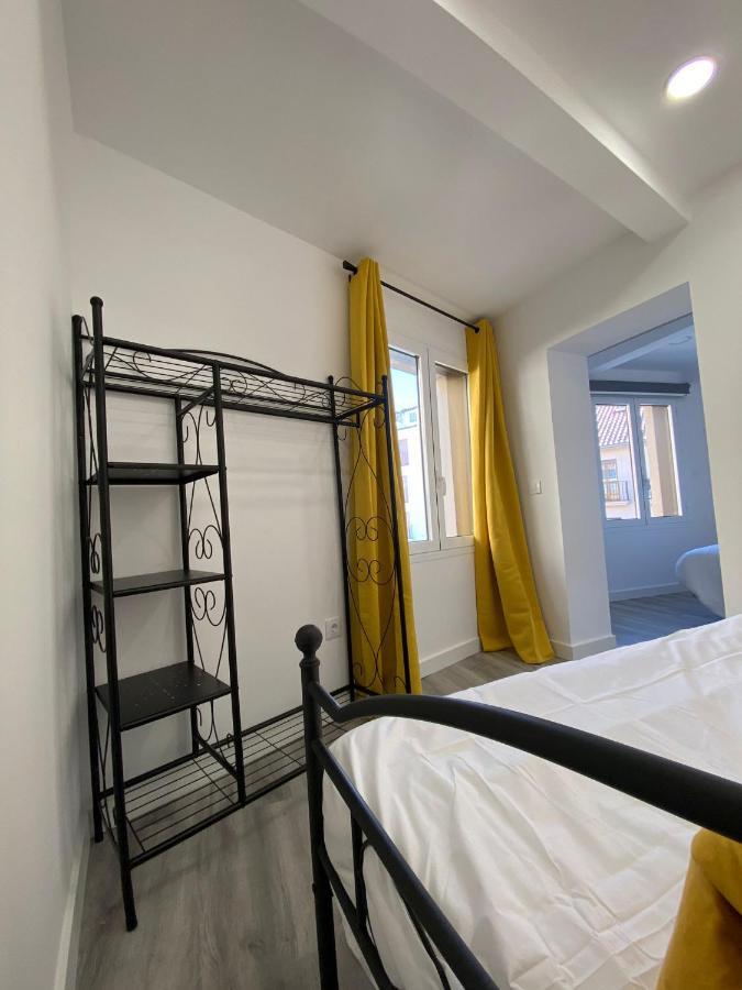 Apartamentos San Martin Plasencia Buitenkant foto