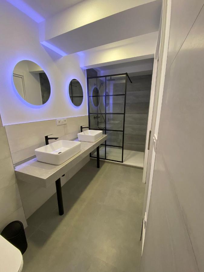 Apartamentos San Martin Plasencia Buitenkant foto