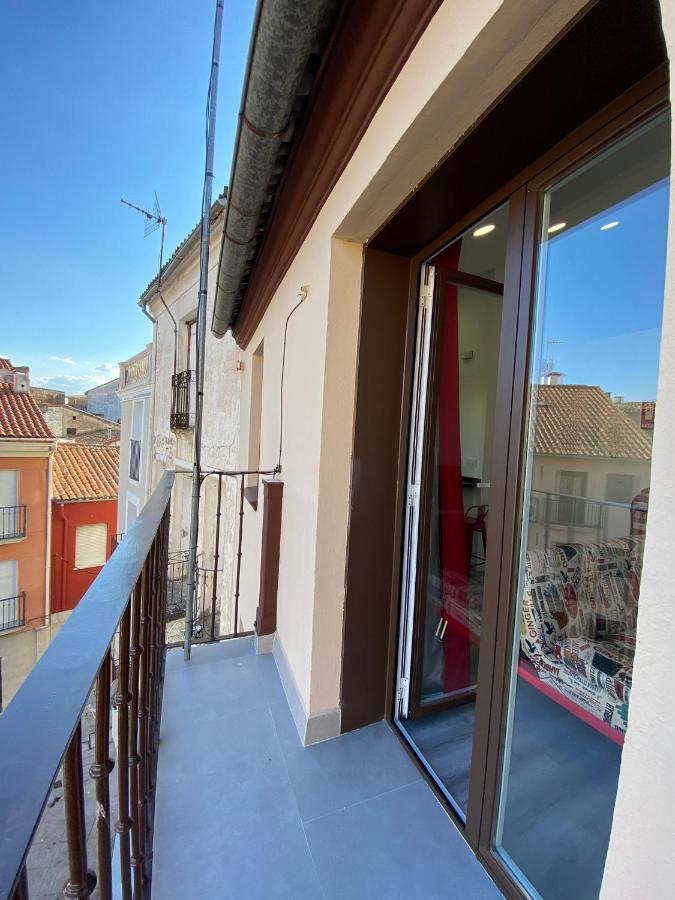 Apartamentos San Martin Plasencia Buitenkant foto